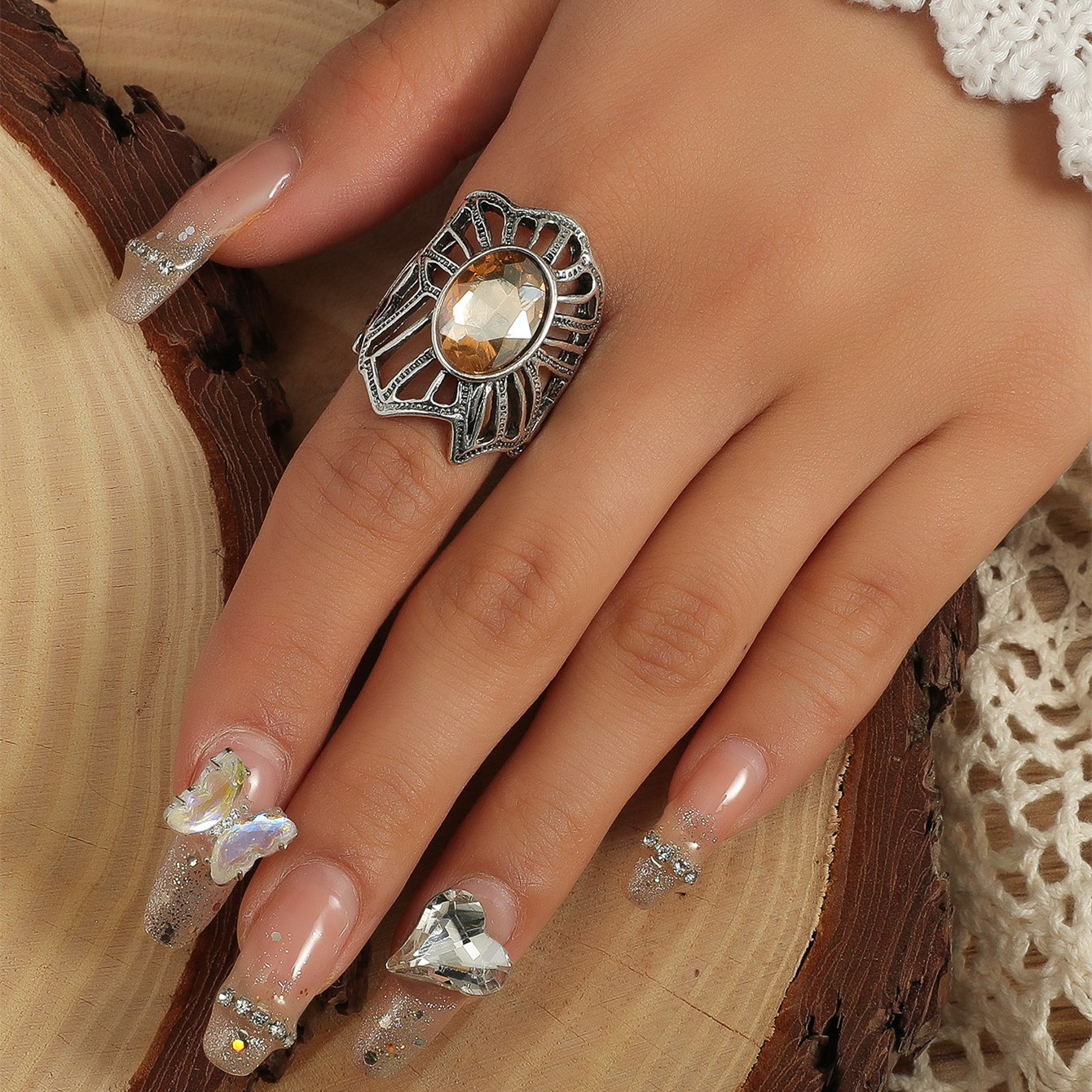 Creative retro geometric fashionable trend small design gemstone…