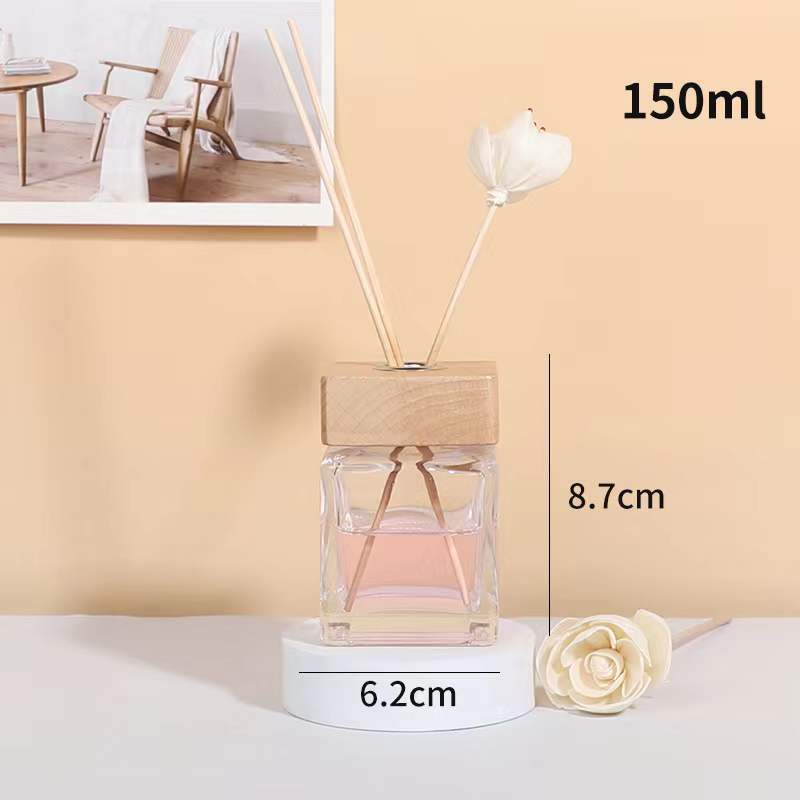 나무 뚜껑이 달린 150ml 사각형 병