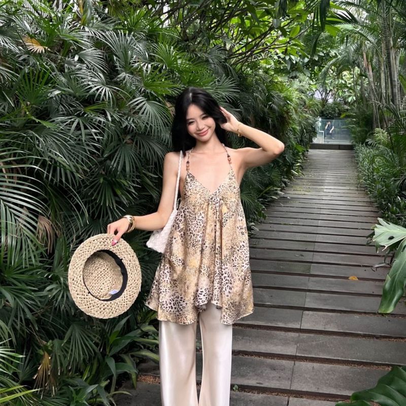 设计感不规则豹纹套装吊带露背女装夏季挂脖宽松无袖外穿辣妹上衣|undefined