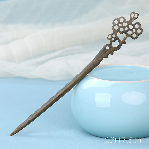 Chinese hairpin green sandalwood