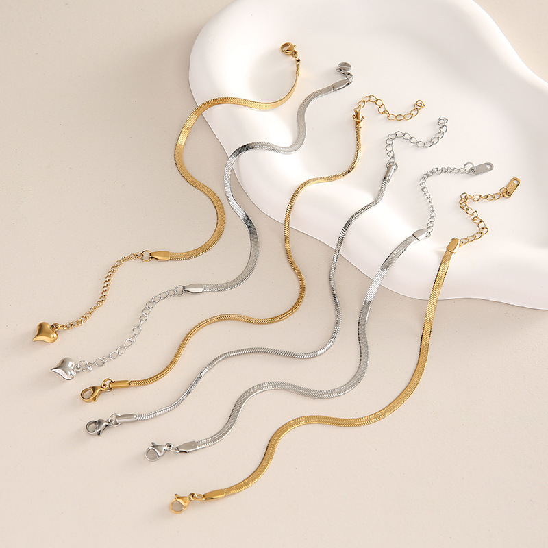 Cross-Border Hot-Selling Stainless Steel Blade Chain Bracelet for Women, Simple and Versatile, Light Luxury, High-End Fashion, Personalized Jewelry Cross-Border Hot-Selling Stainless Steel Blade Chain Bracelet for Women, Simple and Versatile, Light Luxury, High-End Fashion, Personalized Jewelry