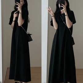 赫本风黑色连衣裙女夏季新款宽松休闲气质显瘦高级感长裙T恤裙子