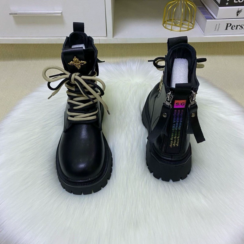 Ботинки Martens челси демисезонные, высокий‑низкий край, натуральная кожа, молния и платформа