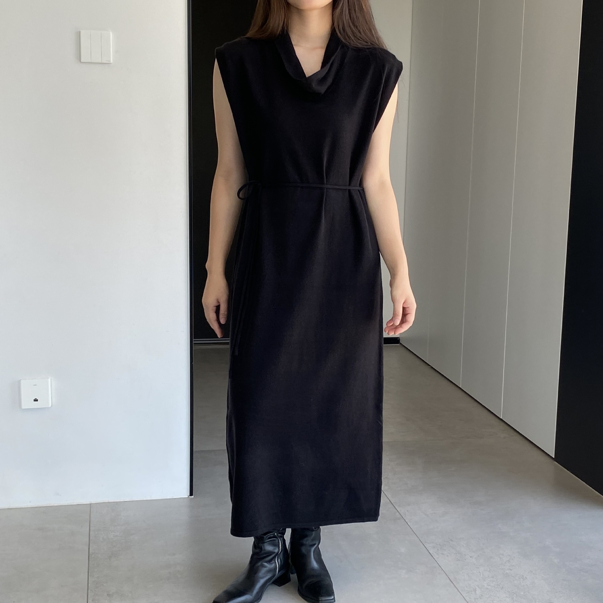 검은색