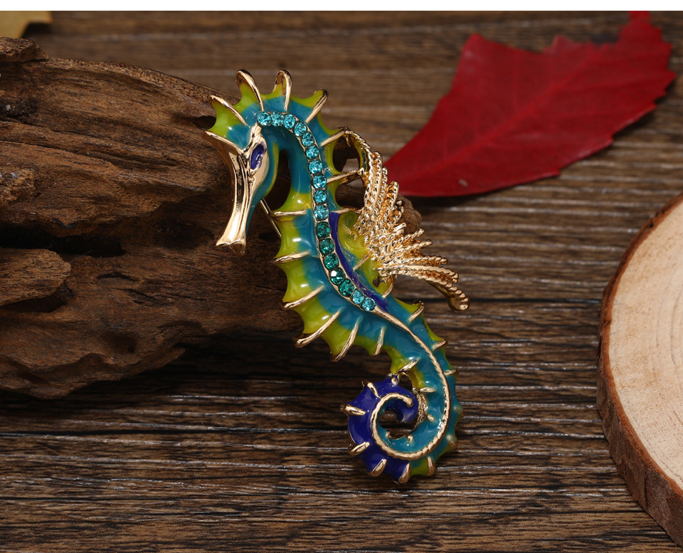 Hippocampus Pattern Unisex Gender Enamel, Inlay Design Retro Style Retro Pin Hippocampus Alloy Enamel Inlay Artificial Gemstones Unisex Brooches