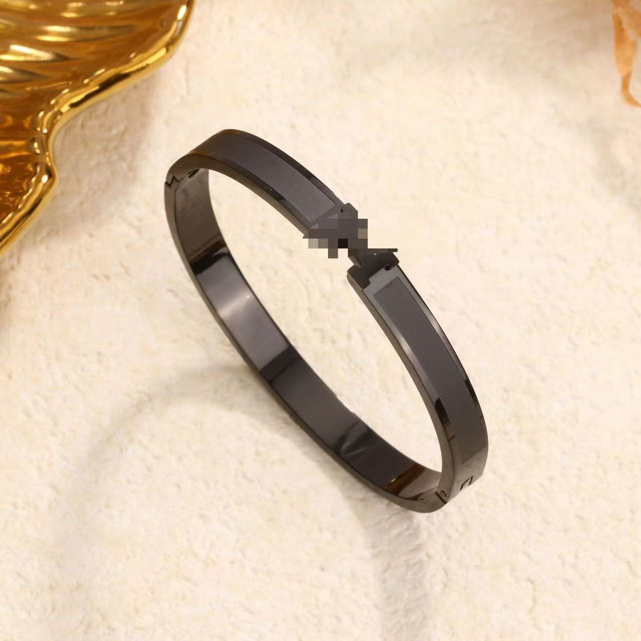 04 프로스티드 H 블랙