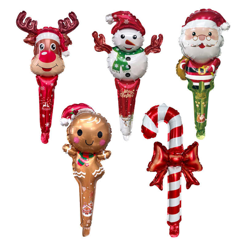 クリスマスのクリスマスツリーの老人雪だるまは棒のカチューシャの装飾品を持っています。|undefined