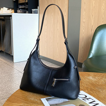 羳Wͨ^ţƤ|ŮμҸɫerƤܛ