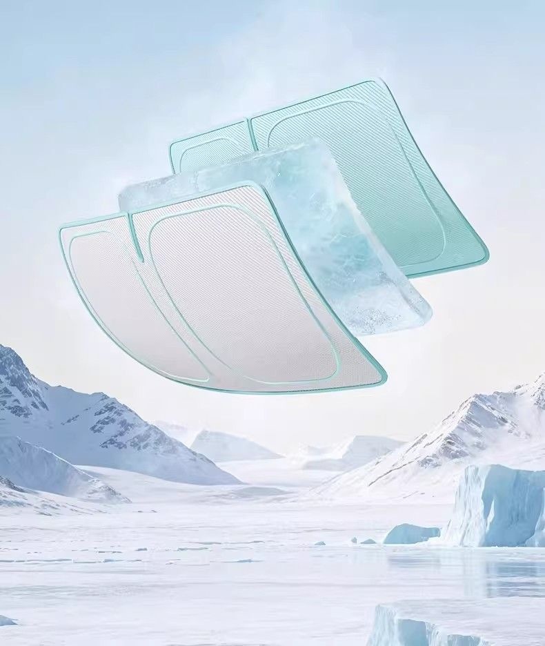 Double-Sided Ice Blue Adhesive Car Sunshade for Front Windshield, Car Interior Sunshade, Sun Protection and Heat Insulation Sunshade Curtain