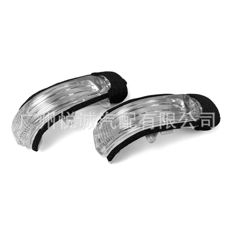 Suitable for Toyota 07-13 Corolla Rearview Mirror Turn Signal Reflector Light 81740-22180