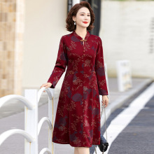 中老年春秋新款连衣裙女宽松复古民族风印花遮肚子妈妈装洋气裙子