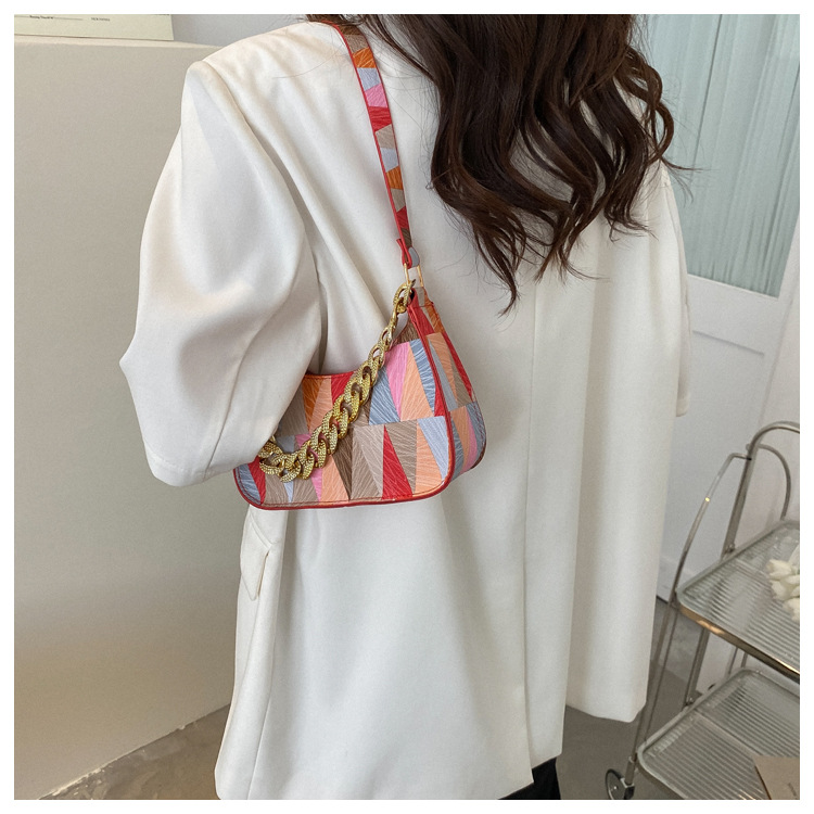 Streetwear Color Block Chain Zipper Underarm Bag display picture 2