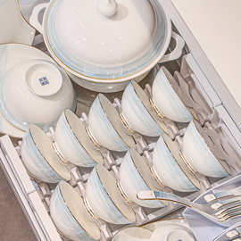碗碟套装家用2024新款碗筷碗盘子现代简约高级感碗具高温骨瓷餐具