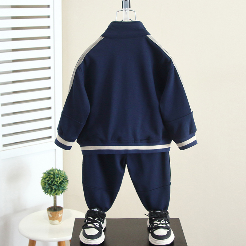 6582 Traje de invierno para niños 2025 Nuevo estilo de otoño e invierno para niños más terciopelo engrosamiento chaqueta de algodón de invierno para bebés