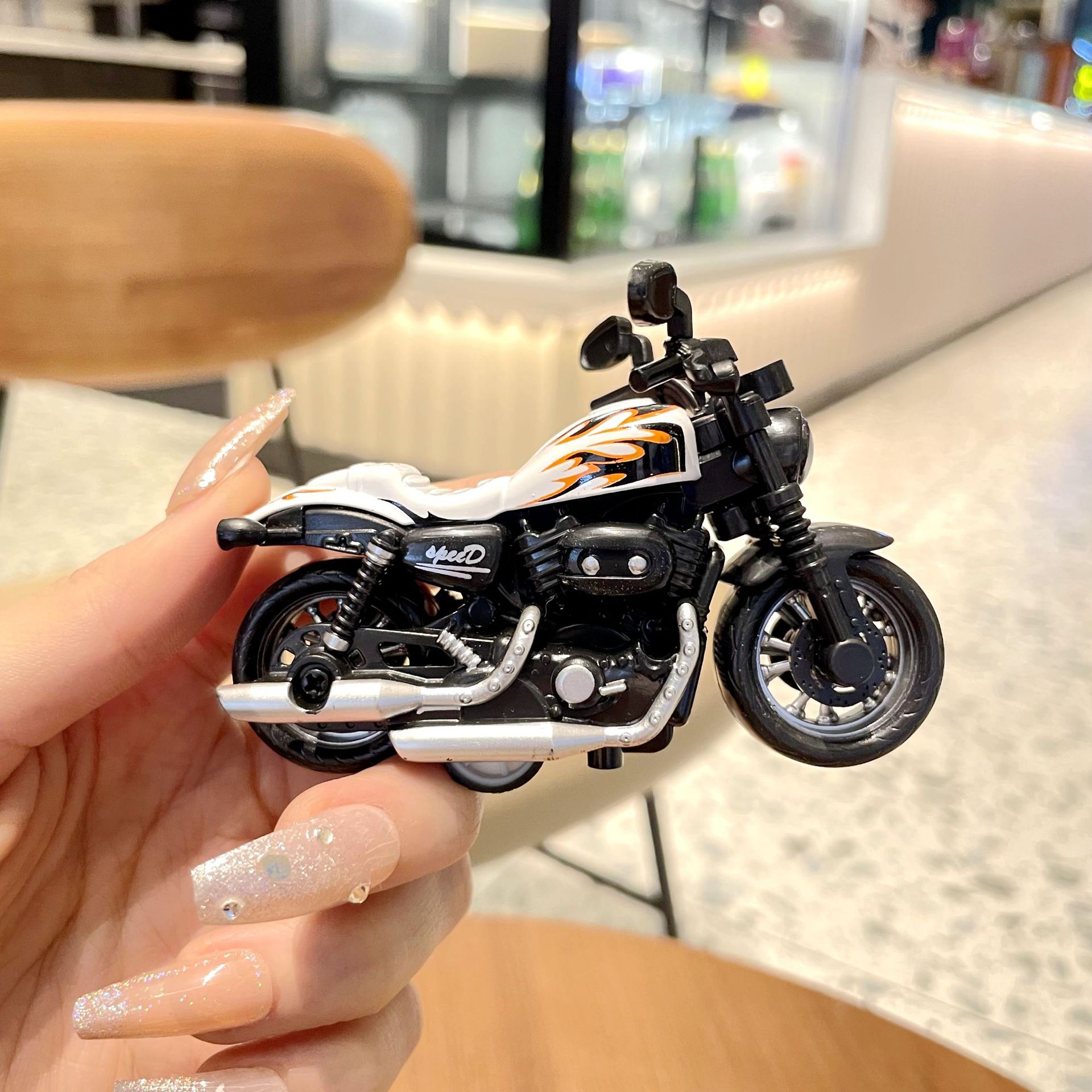 Moda Cool Harley motocicleta pull back motocicleta mini llavero creativo personalizado bolsa de juguete creativo colgante pequeña joyería