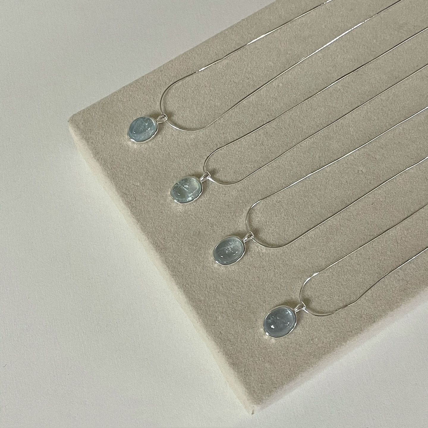 Collier avec pendentif en topaze naturelle française et cristal bleu de mer pour femme, chaîne en argent pur en os de serpent_voghion.com