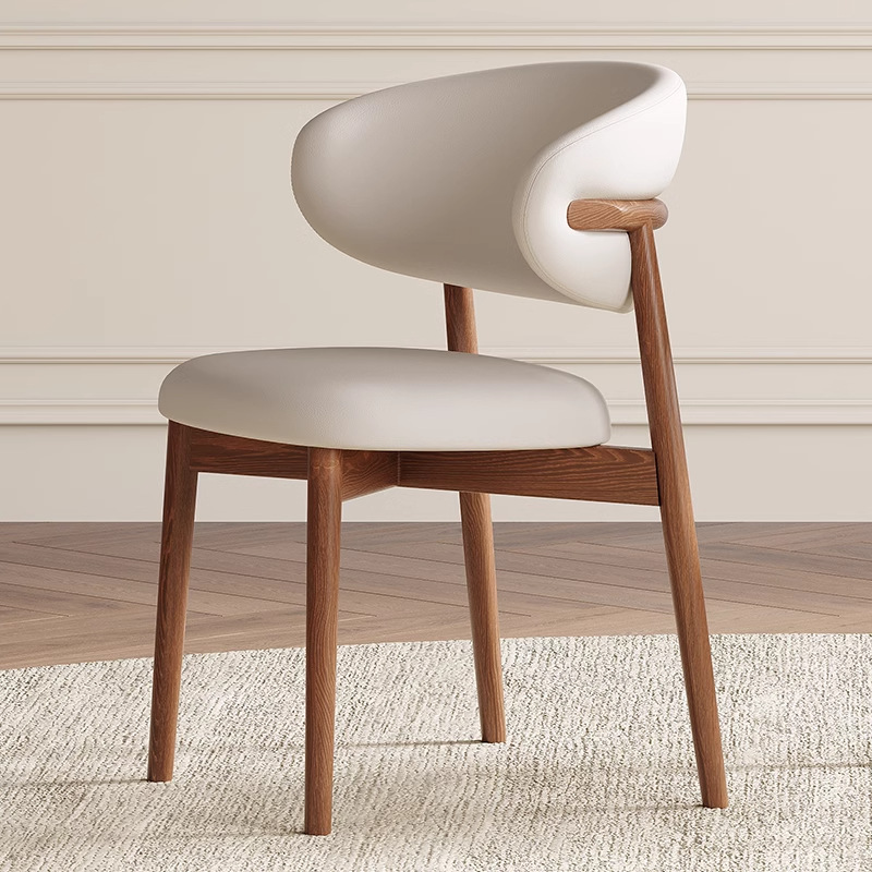 Silla de comedor de madera maciza medieval francesa nórdica silla de respaldo de comedor casero de hotel de alta gama silla de madera de cera blanca