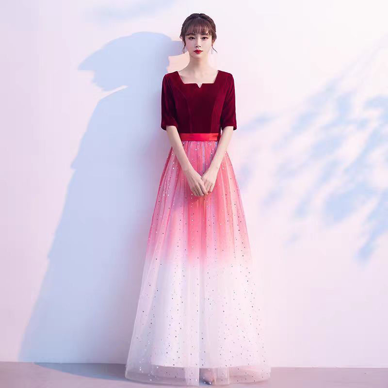 コーラスパフォーマンス服新しい大人の赤い歌コンクールイブニングドレス中高年コーラスパフォーマンス服高級学生|undefined
