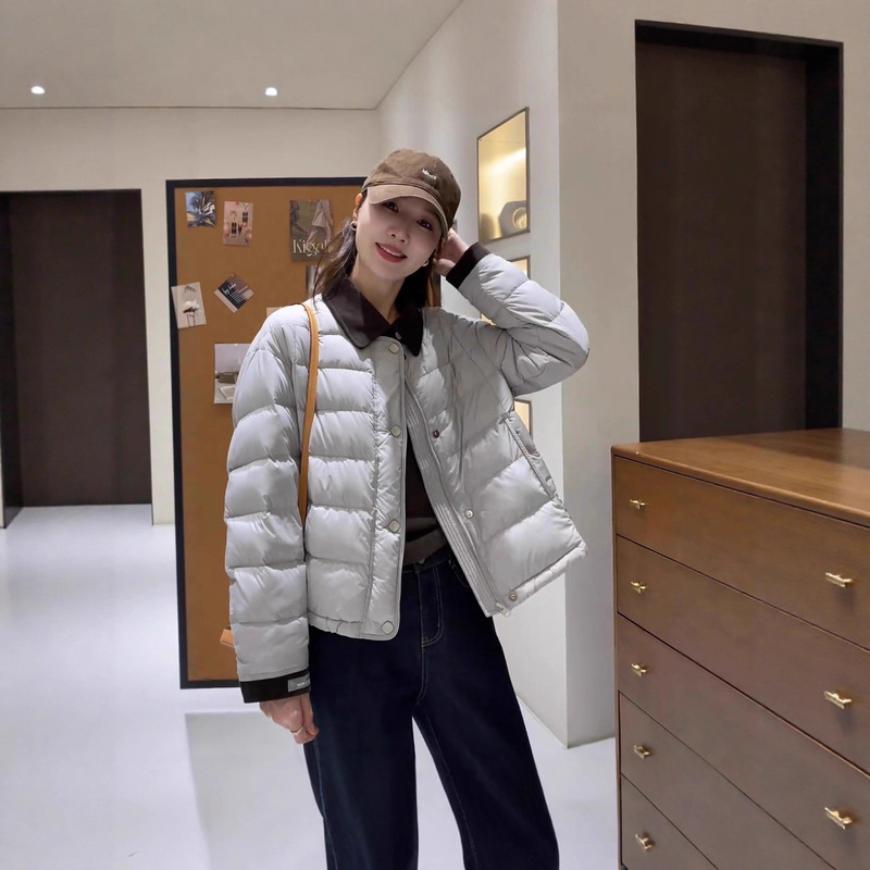 French Design Splicing Short Lightweight down Jacket Women's 2025 Winter Hot Style Casual Warm Jacket
