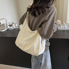 カジュアルカジュアル日本ズック斜めショルダーバッグ女性韓国大容量トートバッグ授業用バッグ通勤ショルダーバッグ