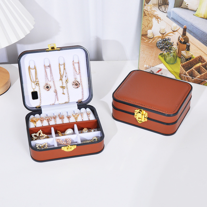 검정색 가장자리 갈색; 잠금 장치가 있는 새로운 스타일 13.5*11.5*5.2CM