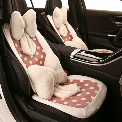 Car cushion winter short plush polka dot black and white cute women's car seat cushion seat cushion Internet celebrity polka dot seat cover