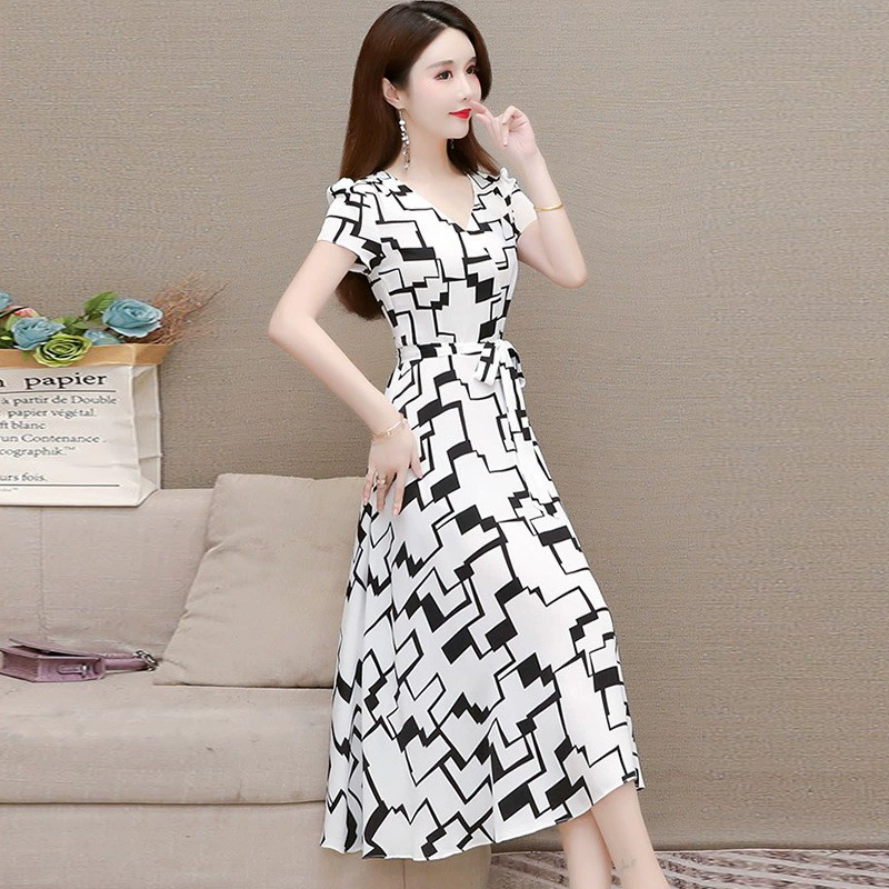 Новое женское платье с короткими рукавами, платье длиной до колена, облегающее, модное платье А-силуэта в материнском цвете.