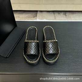 香港小香风厚底增高拖鞋女外穿2025春夏季新款真皮平底一字凉拖鞋