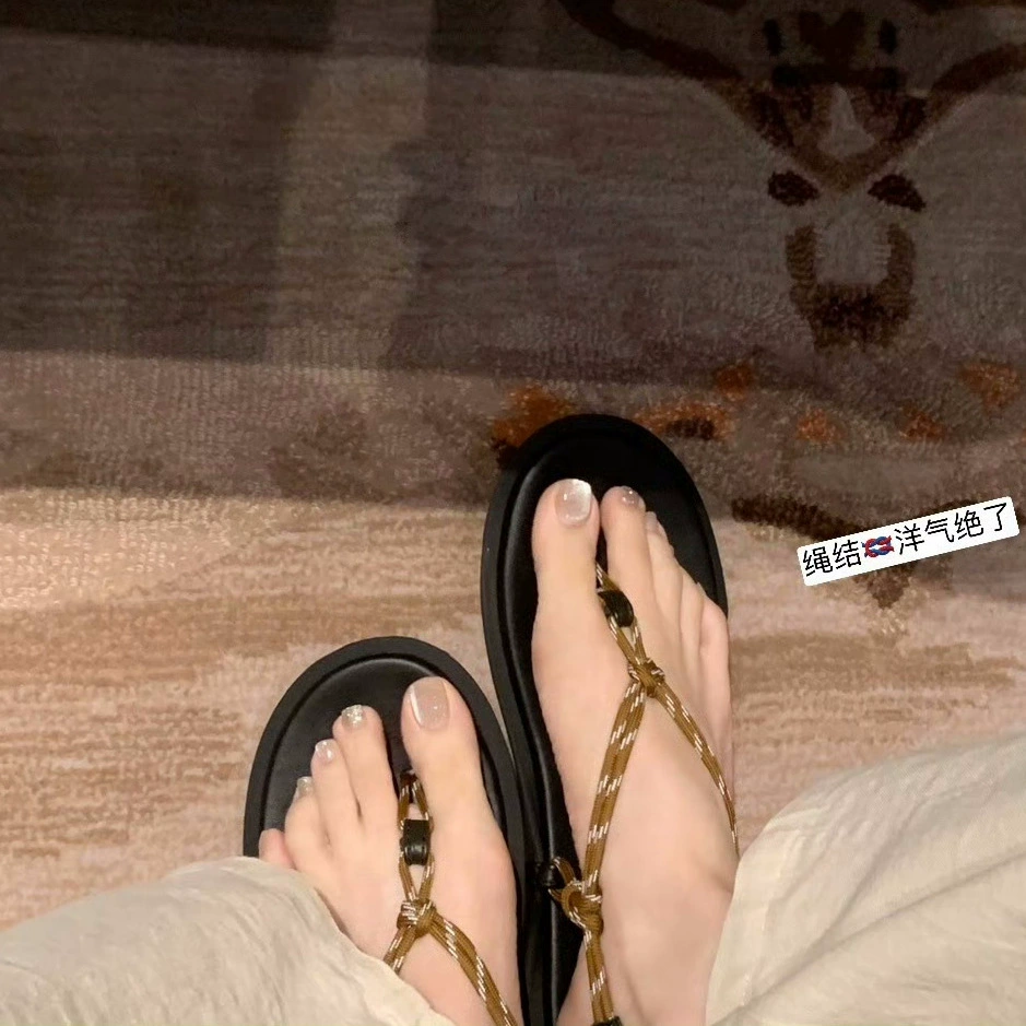 Версия из овчины ~ 2025, новые стильные шлепанцы с веревочным узлом, сандалии из натуральной кожи для женщин, римские сандалии на плоской подошве на липучке и тапочки