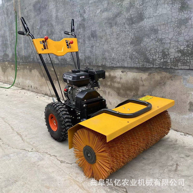 供应冬季手推小型除雪机社区街道高效除冰清雪机7.5马力鱼塘抛雪