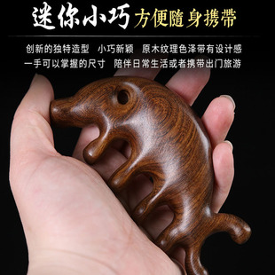 Trench pig sandalwood Meridian comb facial scraping beauty nose point wide tooth massage comb genuine goods gold silk sandalwood can be used as logo