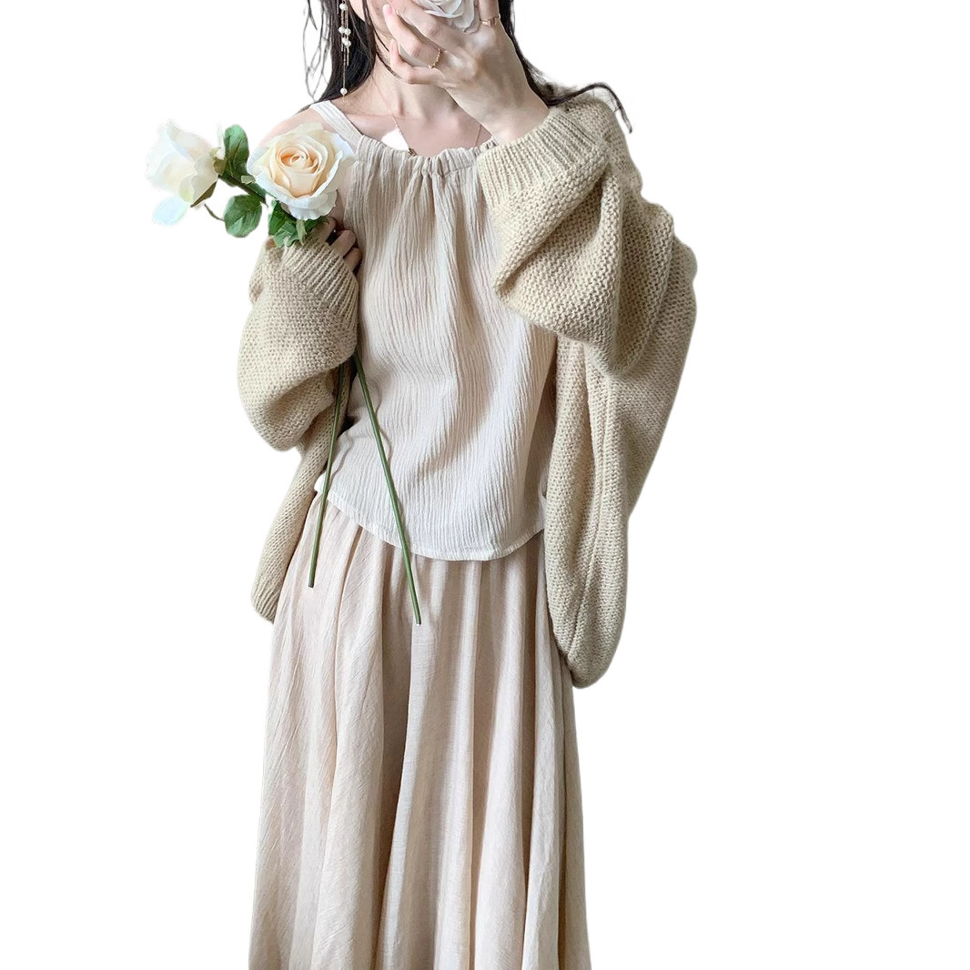 2024 가을과 겨울 새로운 선 스타일 여성 의류 새로운 중국면 및 린넨 스커트 매달려 목 스트랩 부드러운 스웨터 세트