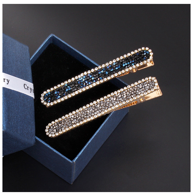 Classic Style Solid Color Rhinestone Hair Clip display picture 1