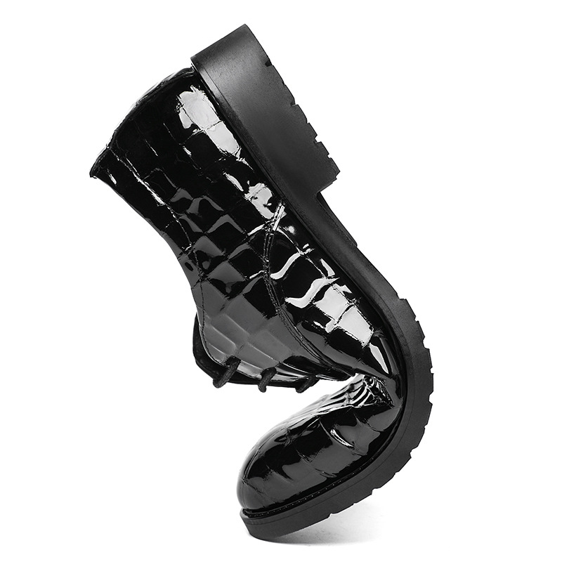 Nuevos zapatos de cuero formales de charol de cuero brillante de negocios de los hombres de estilo británico dedo del pie puntiagudo banquete de boda rendimiento zapatos de cuero genuino de los hombres de moda