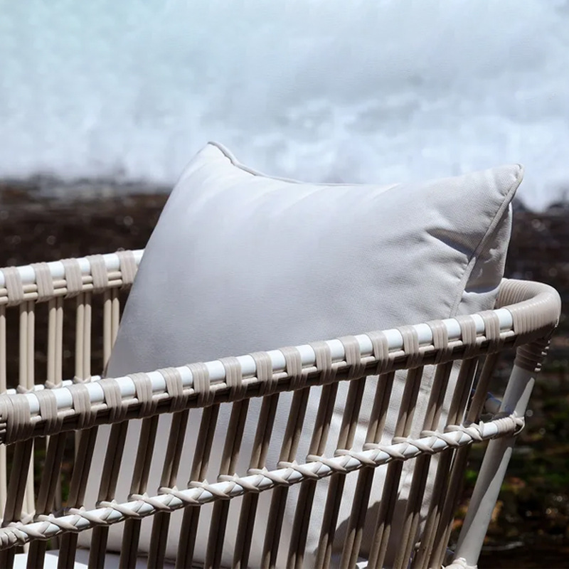 Sofá de ratán al aire libre nórdico Terraza Jardín Villa Al aire libre Impermeable Protector solar Ocio Combinación de patio Muebles de terraza