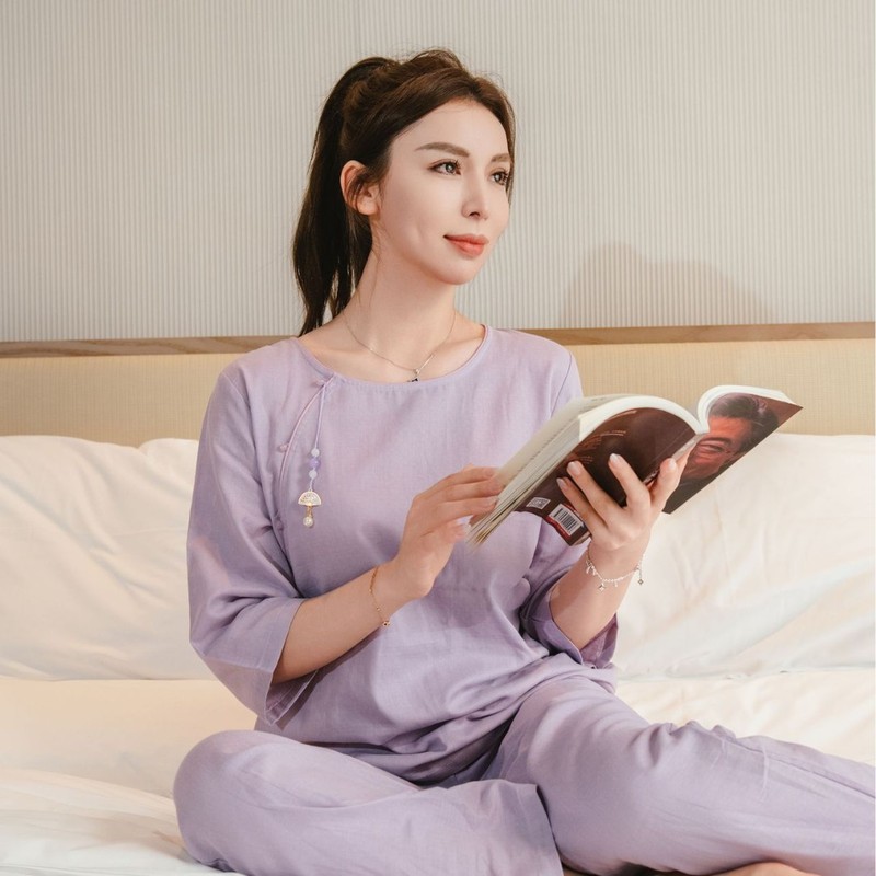 2025 春と夏の新しい中国風二層ガーゼホーム服無地レディーストップスゆったりとシンプルなパジャマ 2 点セット|undefined