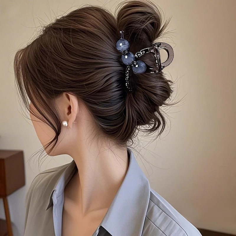 髪の量が少ない人向けのミディアムサイズのグリッパー、高級パールラインストーンヘアピン、後頭部ヘアピン、シャーククリップヘッドドレス