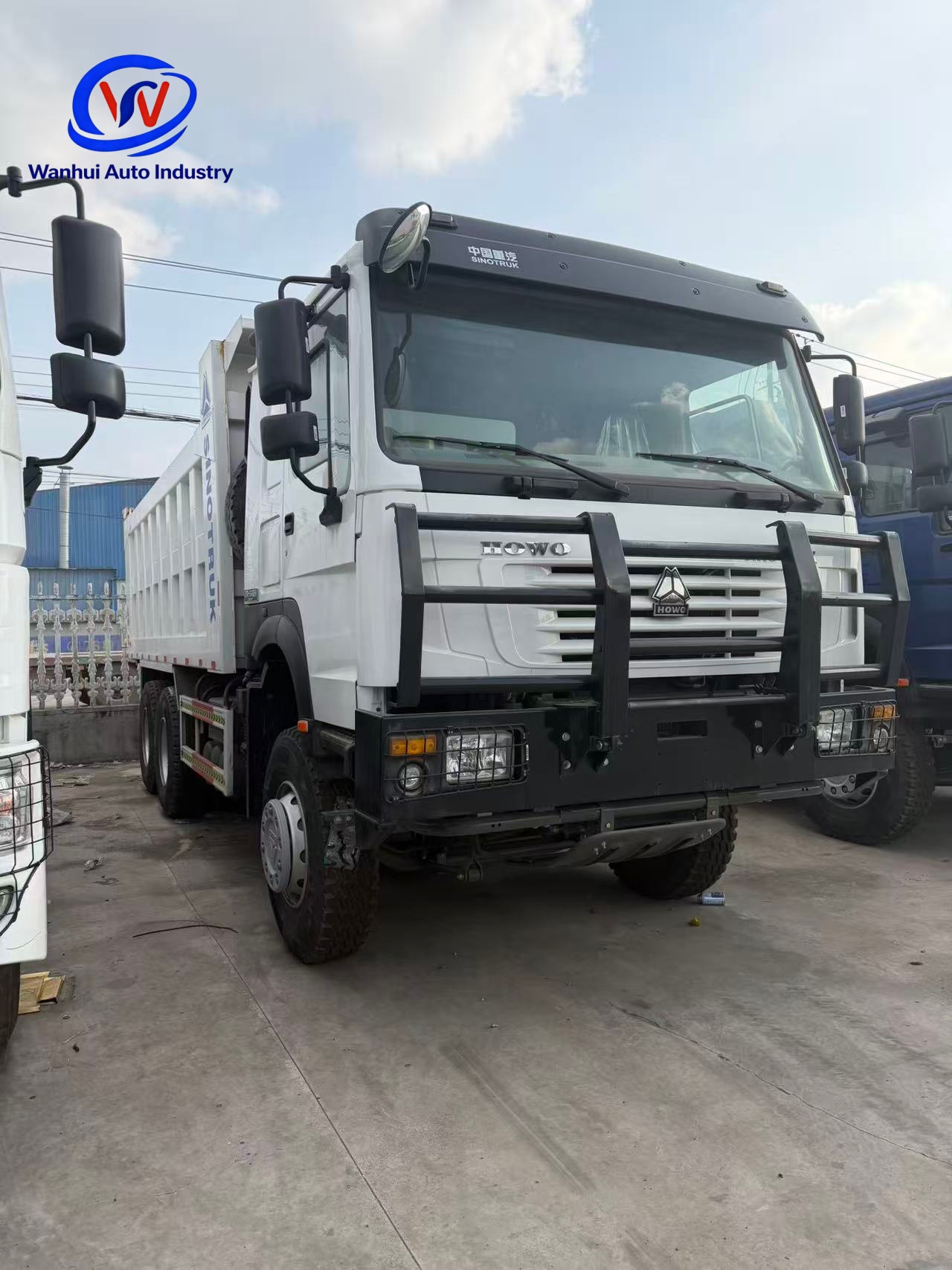 In-Stock Supply of Used Refurbished Howo Eight-Wheel Dump Trucks, Self-Loading Engineering Vehicles, 20-Cubic-Meter Large Box, for Africa
