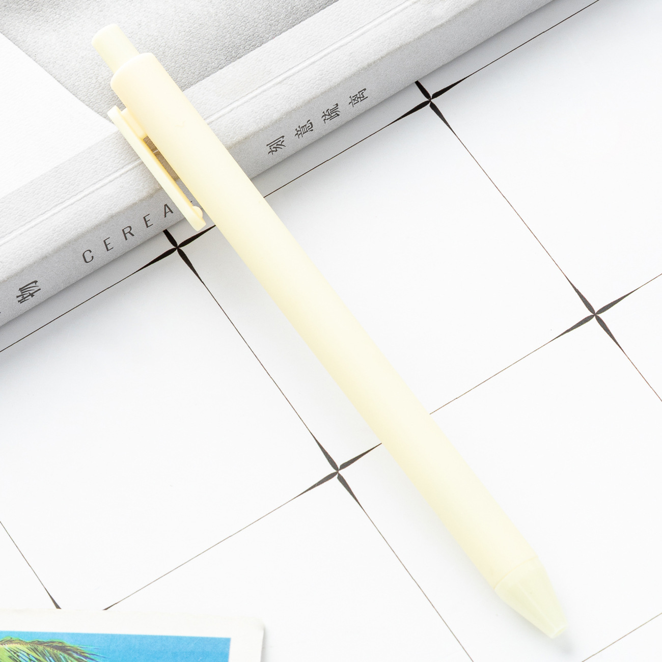 alto valor facial de color macarón bolígrafo de plástico de presión de papelería para estudiantes bolígrafo de imprimir logotipo bolígrafo de goma