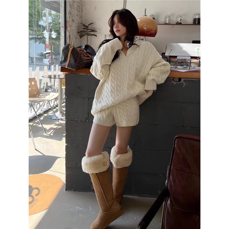 100% Wool Lazy Style Twist Lapel Knitwear Two-Piece Set for Women Spring & Fall High-Waisted Fashionable Versatile Shorts Set