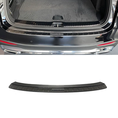 Mercedes-Benz GLC threshold strips modified: Dekorativ pedal başlıqları - 1-piece-of-outer-rear-guard-plate-abs-carbon-fiber-pattern-suitable-for-2023-glc
