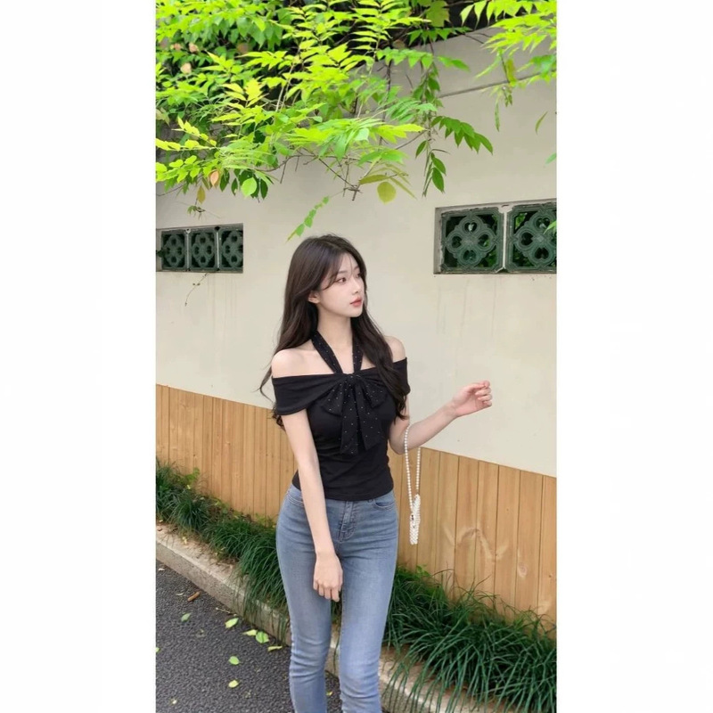 Black Pearl Polka Dot Slim-Fit Sweet and Spicy Girl One-Shoulder Halter Neck Tie Short-Sleeve T-Shirt for Women, Summer Design Off-Shoulder Top