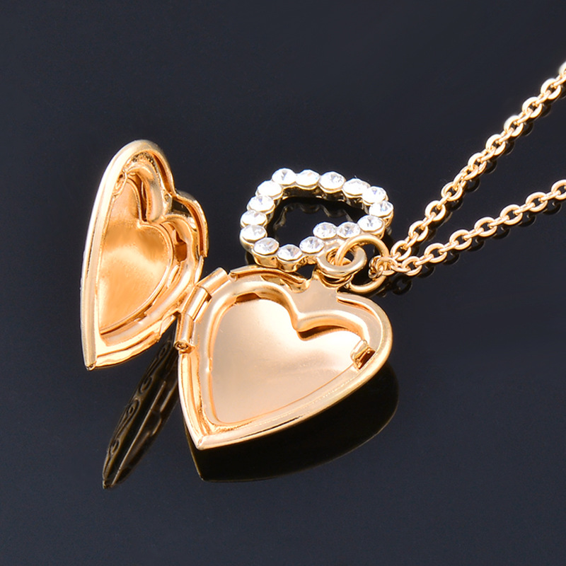 Fashion Heart Shape Titanium Steel Gold Plated Rhinestones Necklace