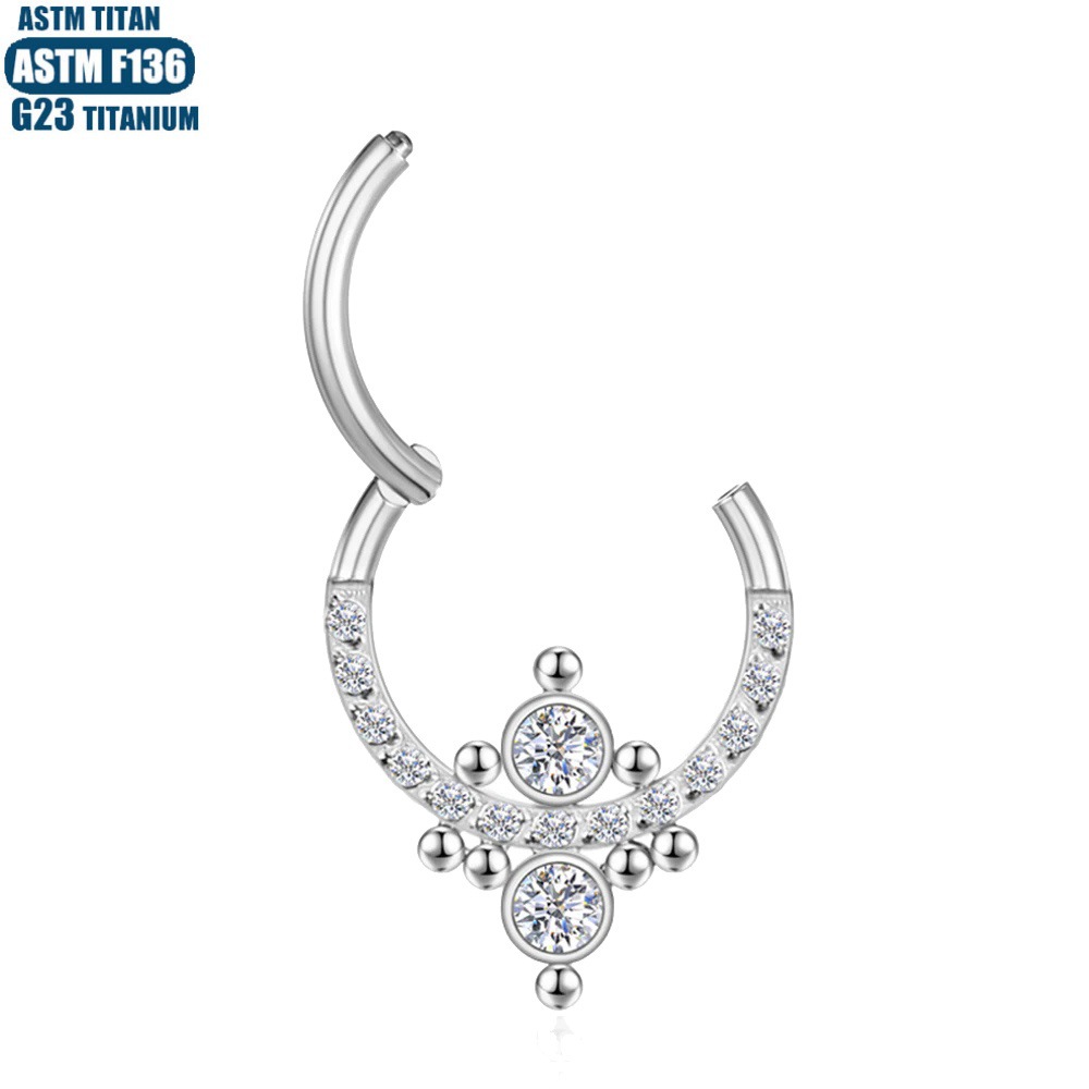 16G labret stud size and finish detail