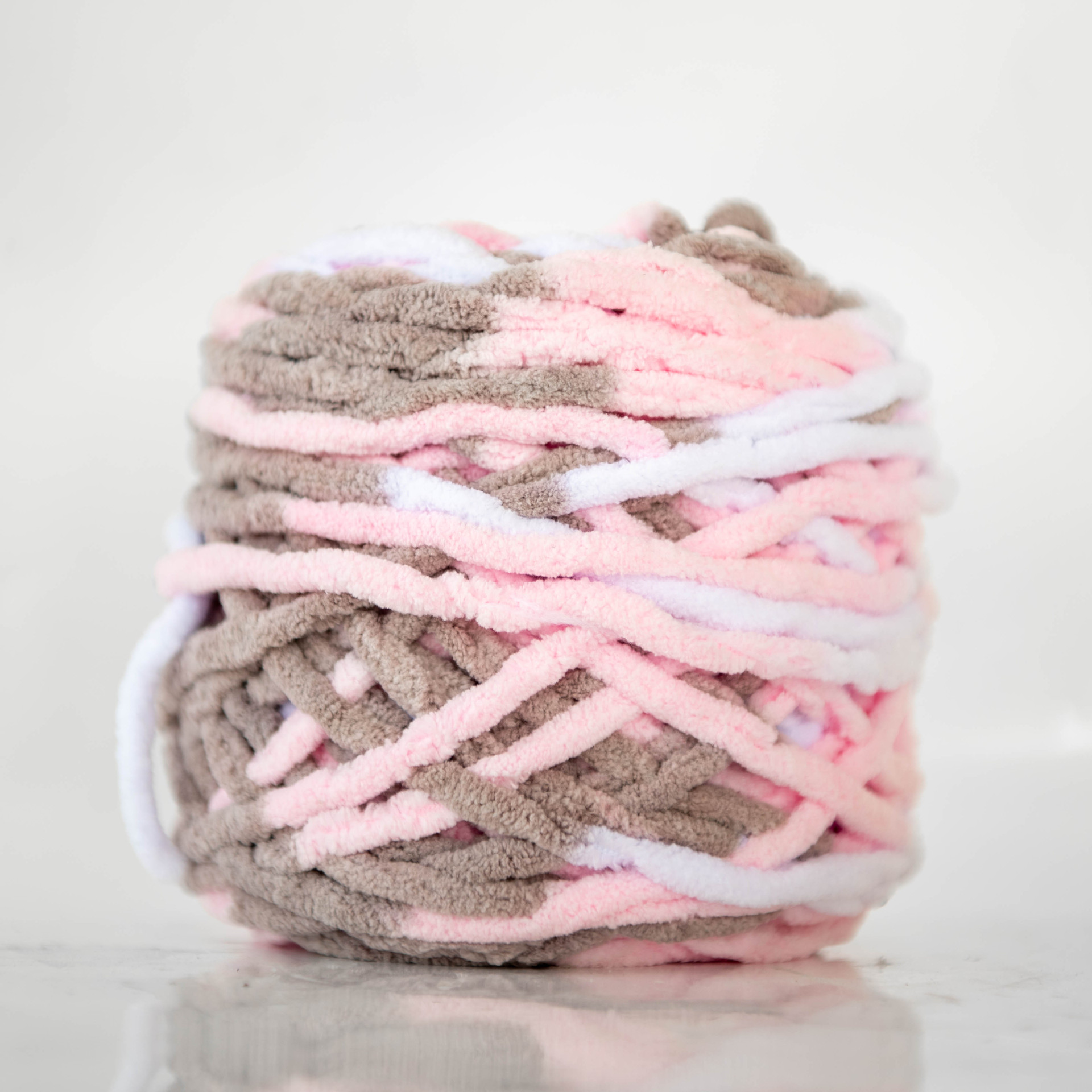 Hilo de la tira de hielo hilo de una sola hebra de lana gruesa bola de aguja hilo tejido a mano bolsa bufanda material de DIY Paquete de fábrica al por mayor