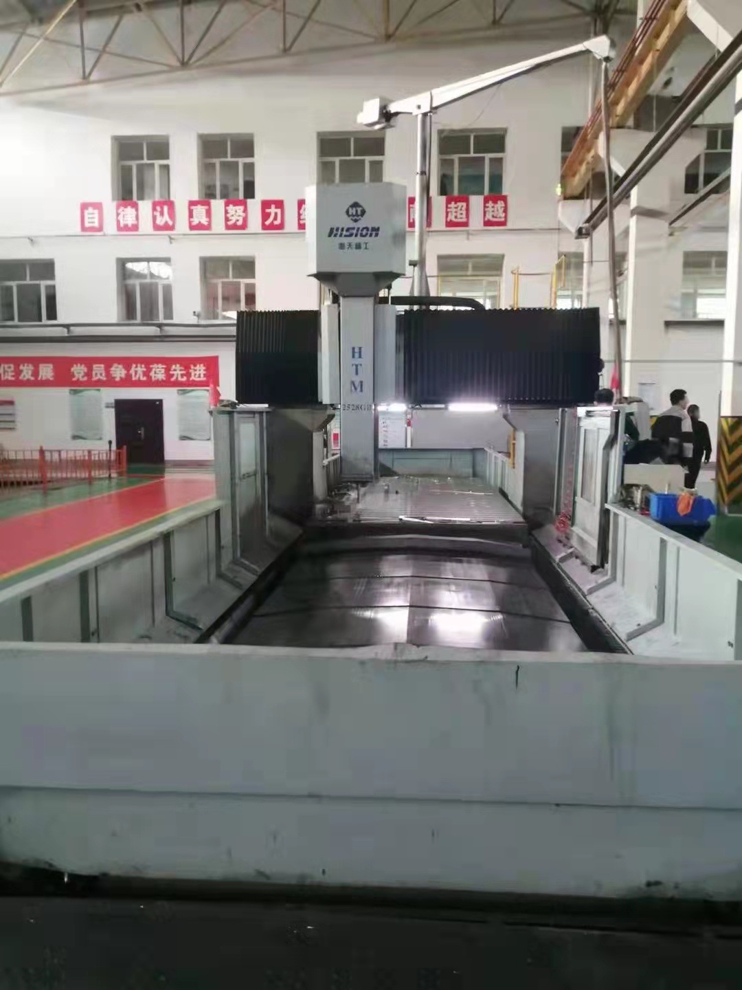 东芝数控立式车铣复合TD40/65   加工直径：6500mm