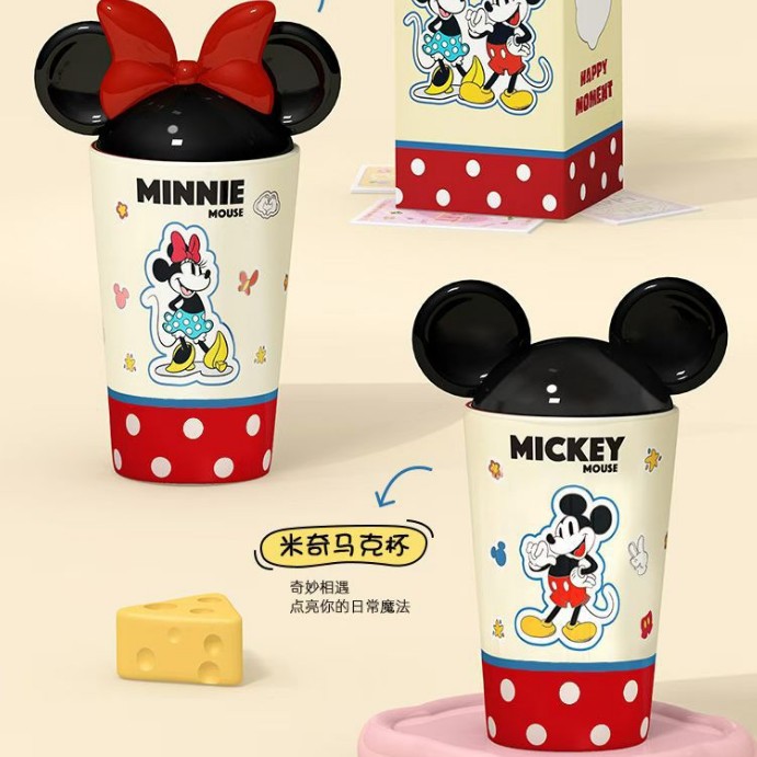 Personalidad creativa Mickey Bow Casual Taza Personalidad de alto valor facial taza de paja de cerámica encantadora taza de agua bebida taza de dibujos animados