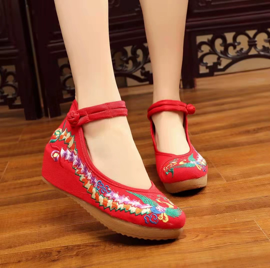Большой красочный Феникс цельная доставка вышитая обувь Тканевая обувь женская одиночная обувь смешанные партии обувь нулевой партии говяжье сухожилие с мягким дном танцевальная обувь ханьфу