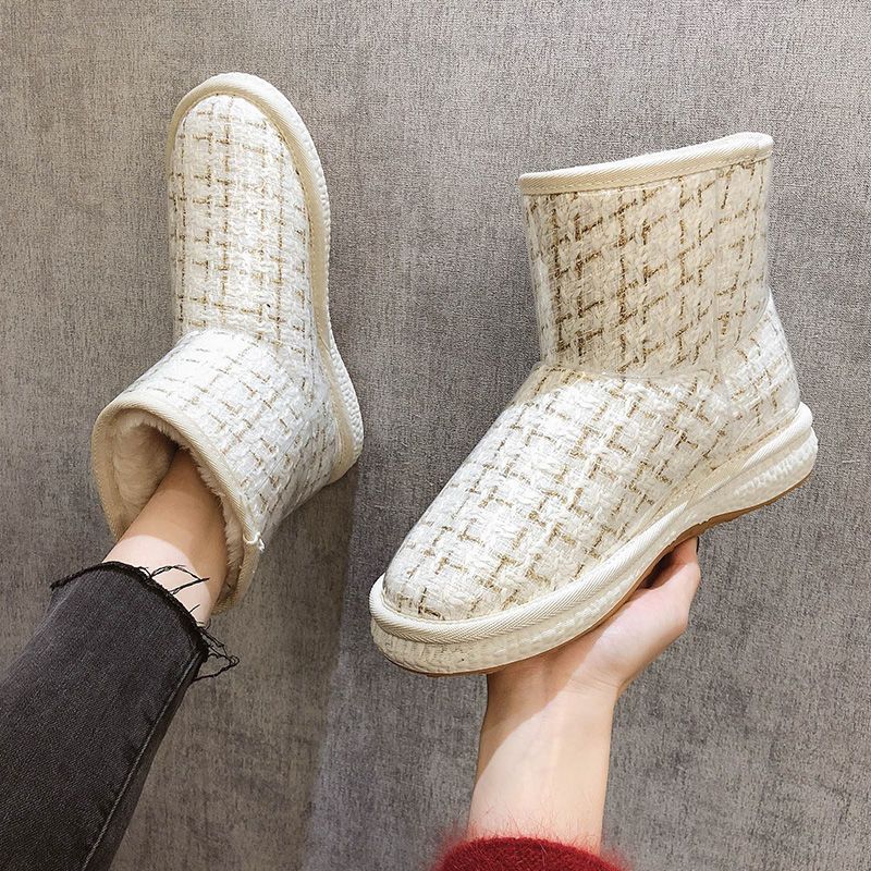 Botas de nieve de otoño e invierno 2023 nuevos zapatos acolchados de algodón cálido engrosados estilo occidental estilo Chanel estilo corto moda botas de nieve