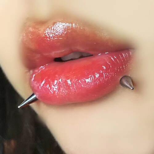 Lip nail replacement nail hot girl lip ring dimple nail ear bone nail earring European and American piercing jewelry manufacturers wholesale foreign trade